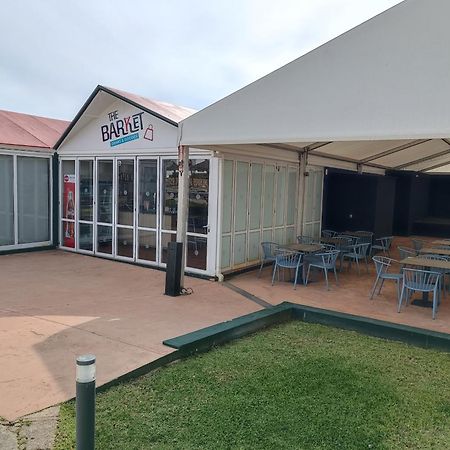 Pierre & Vacances Menorca Cala Blanes カラ・エン・ブラネス エクステリア 写真