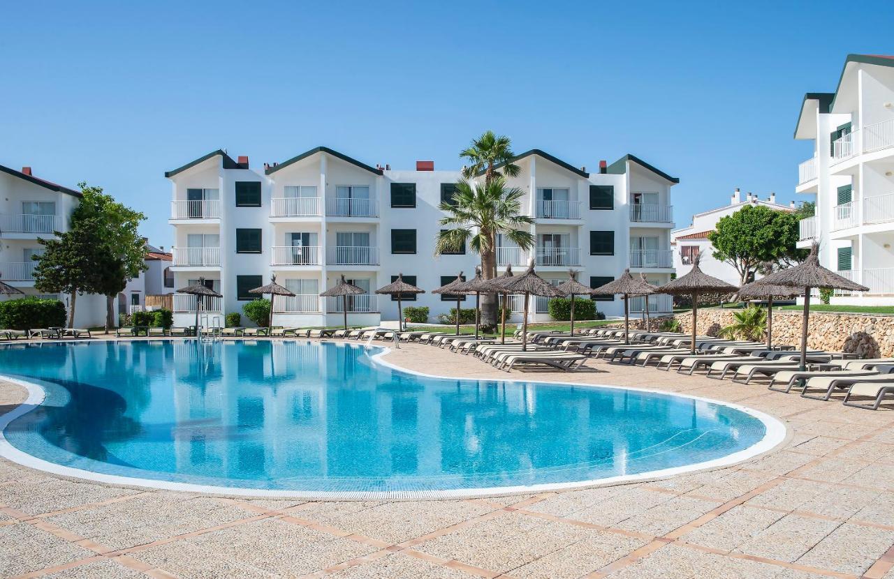 Pierre & Vacances Menorca Cala Blanes カラ・エン・ブラネス エクステリア 写真
