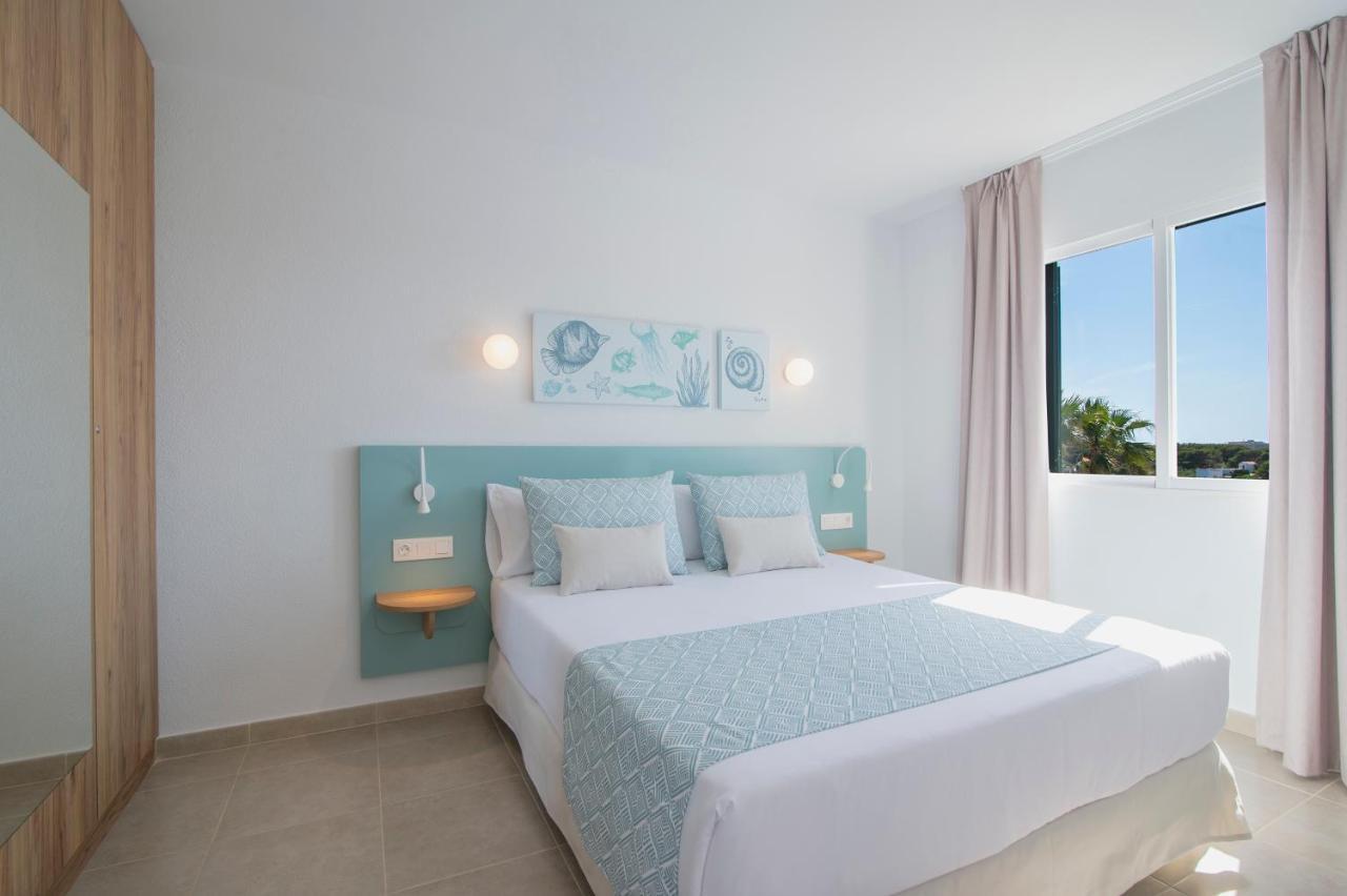 Pierre & Vacances Menorca Cala Blanes カラ・エン・ブラネス エクステリア 写真