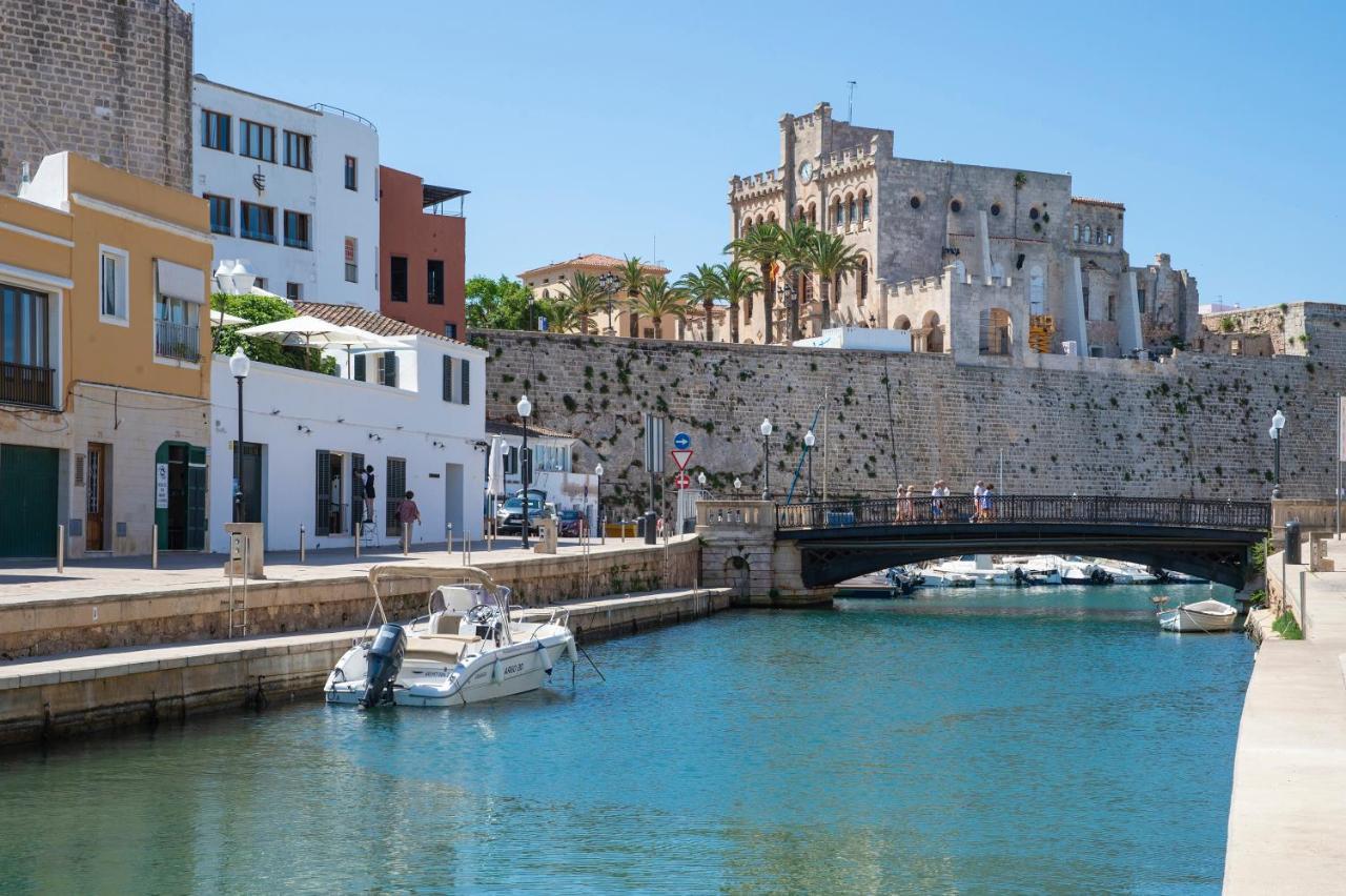 Pierre & Vacances Menorca Cala Blanes カラ・エン・ブラネス エクステリア 写真