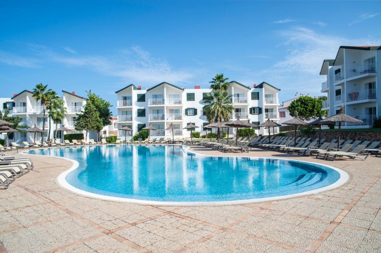 Pierre & Vacances Menorca Cala Blanes カラ・エン・ブラネス エクステリア 写真