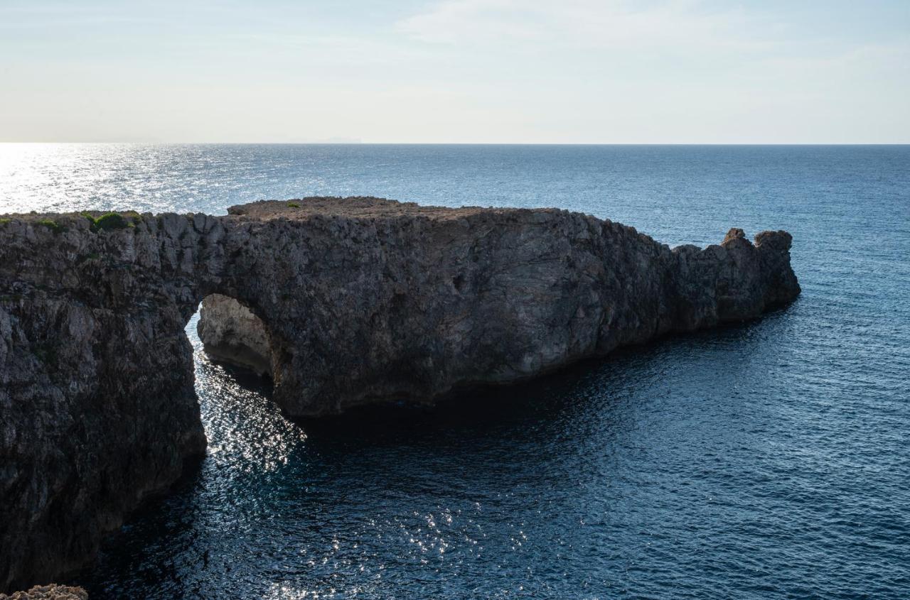 Pierre & Vacances Menorca Cala Blanes カラ・エン・ブラネス エクステリア 写真