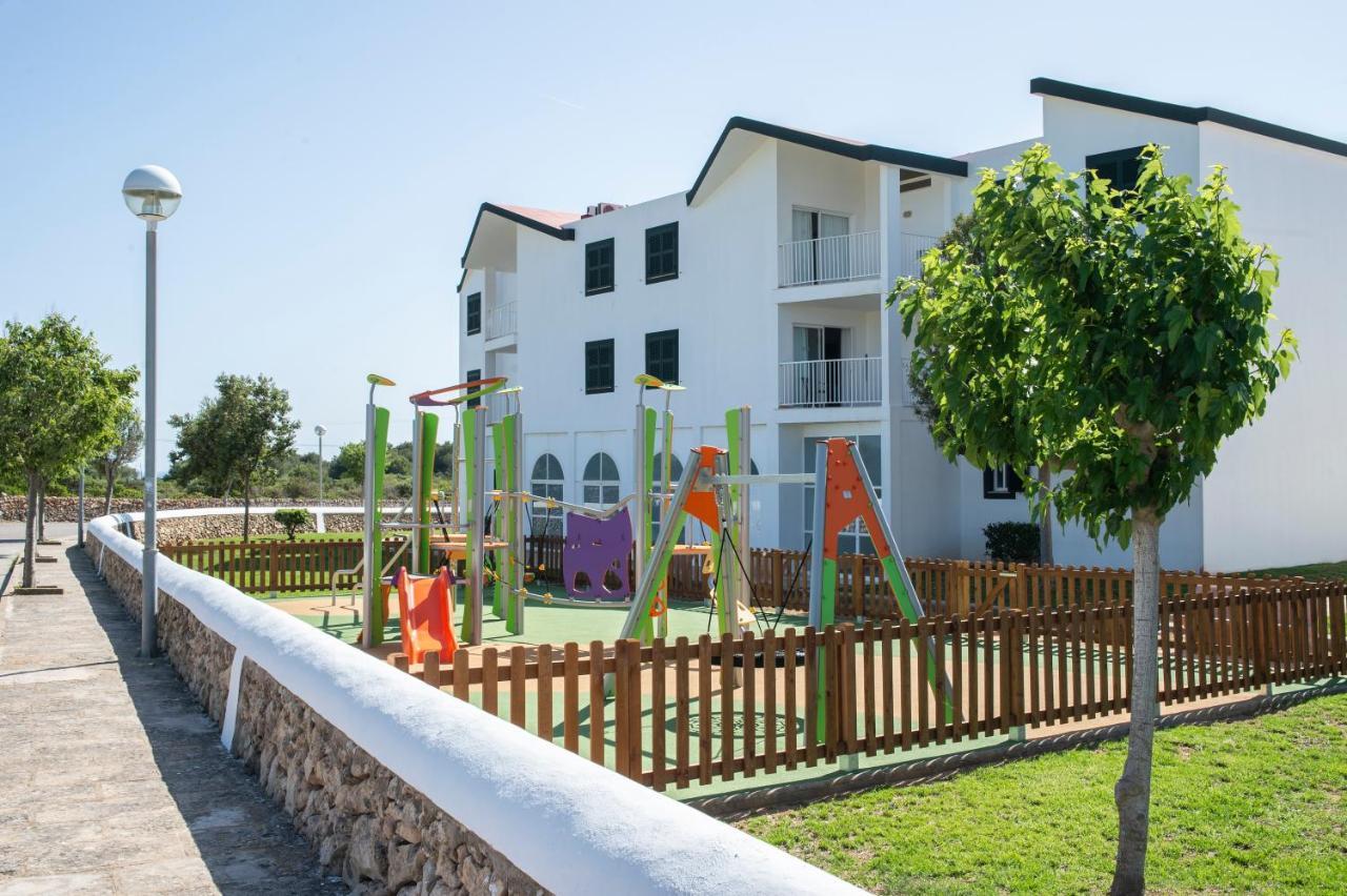 Pierre & Vacances Menorca Cala Blanes カラ・エン・ブラネス エクステリア 写真