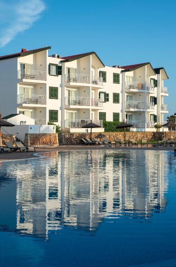 Pierre & Vacances Menorca Cala Blanes カラ・エン・ブラネス エクステリア 写真