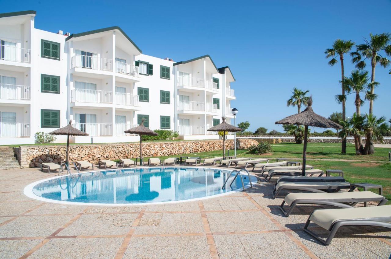 Pierre & Vacances Menorca Cala Blanes カラ・エン・ブラネス エクステリア 写真