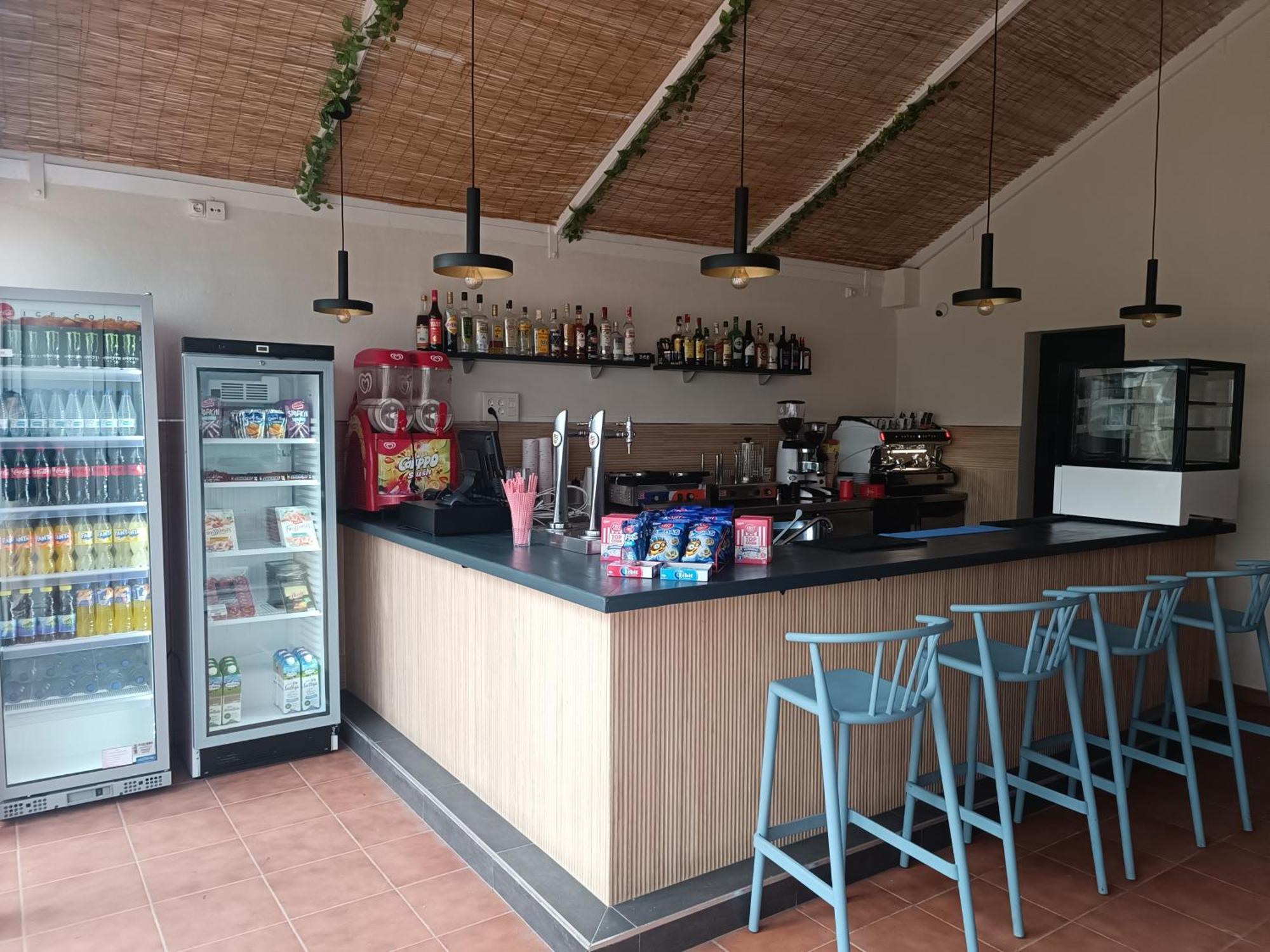 Pierre & Vacances Menorca Cala Blanes カラ・エン・ブラネス エクステリア 写真